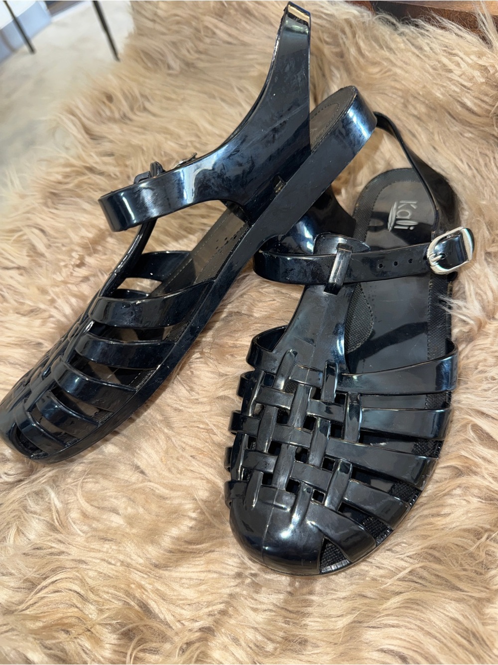 Kali Strappy Black Fisherman Jelly Sandals Buckle Women Sz 10